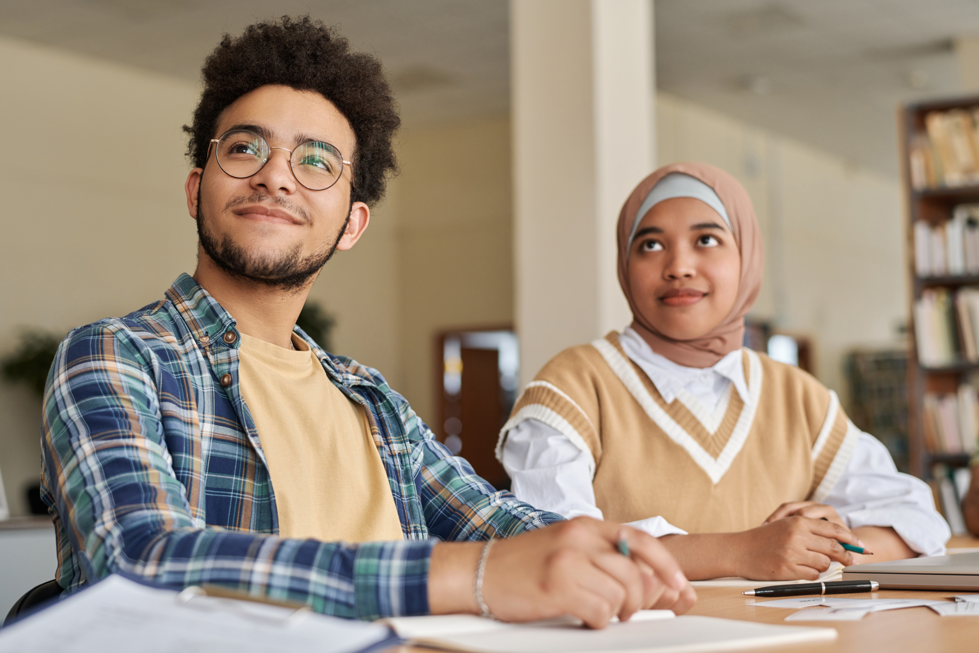 كيف تراجع قبل الامتحان من دون توتر أو تكديس؟